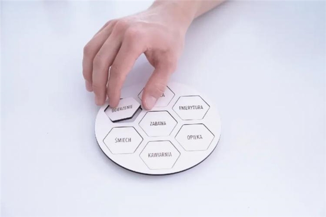 桌游 + 社会责任：交互设计打开公众参与新方式