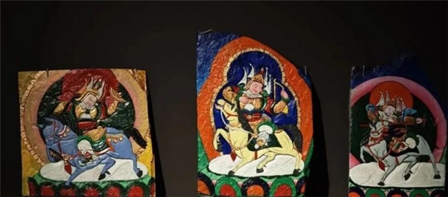 从石料到成品：格萨尔彩绘石刻的匠心工序