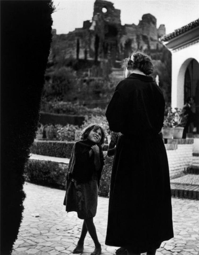 尤金・史密斯｜专题摄影的巅峰之作