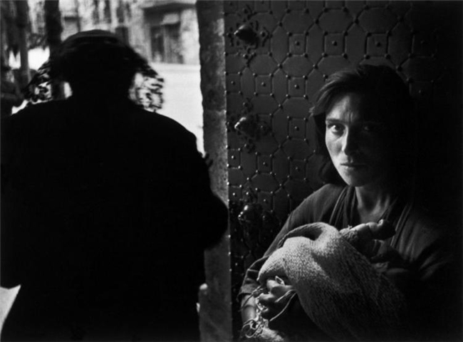 尤金・史密斯｜专题摄影的巅峰之作