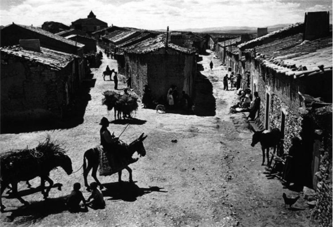 尤金・史密斯｜专题摄影的巅峰之作