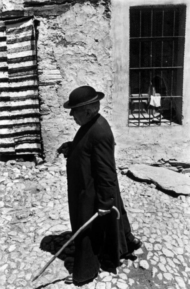 尤金・史密斯｜专题摄影的巅峰之作