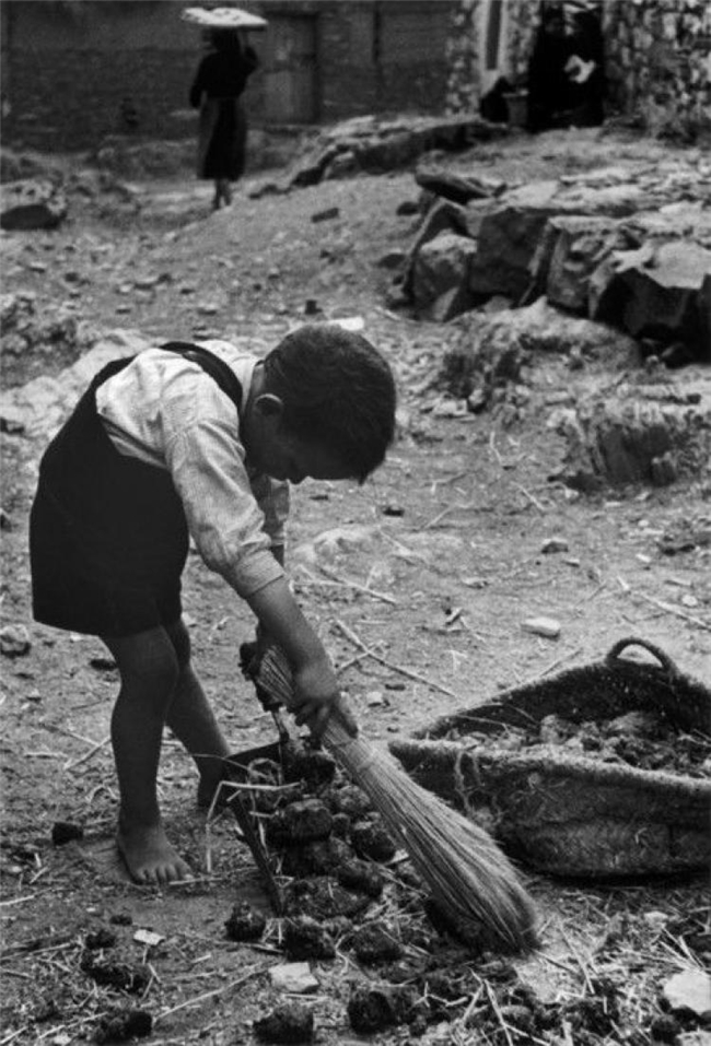 尤金・史密斯｜专题摄影的巅峰之作