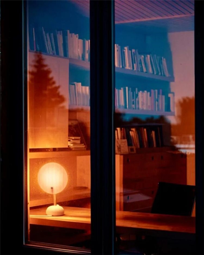 一盏灯，一重天：Juba TL‑1 用色彩与可持续打造超凡氛围