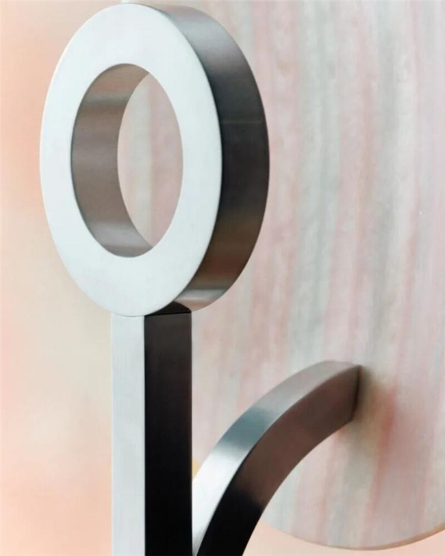 一盏灯，一重天：Juba TL‑1 用色彩与可持续打造超凡氛围