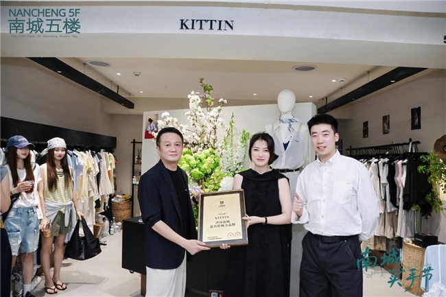 ɳ���ϳ����ֽ�Բ���չ٣��ԡ����ֹ���������ʱ������̬