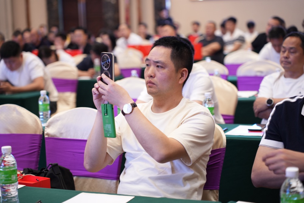 聚势三军·战启新程 | 2026将军陶瓷集团财富招商大会圆满举行