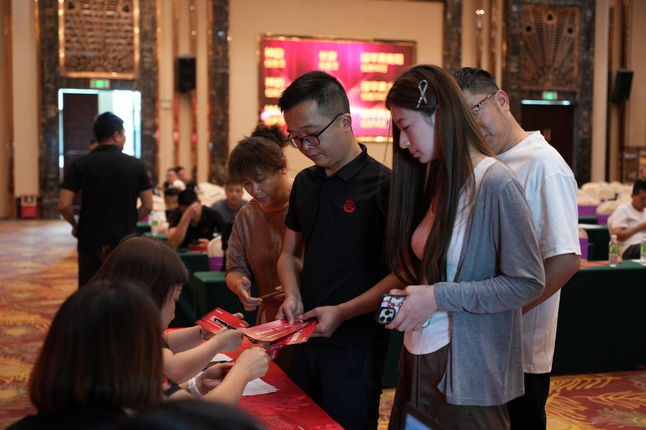 聚势三军·战启新程 | 2026将军陶瓷集团财富招商大会圆满举行