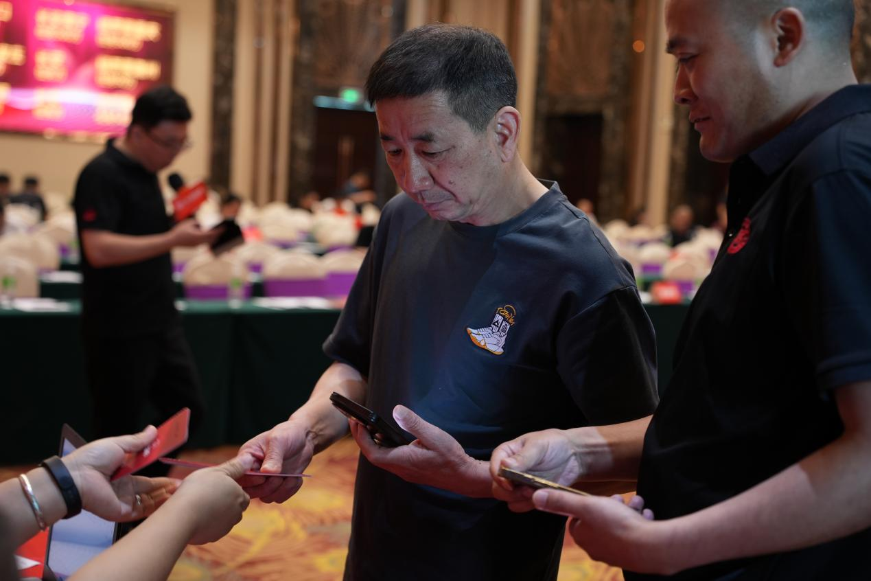 聚势三军·战启新程 | 2026将军陶瓷集团财富招商大会圆满举行