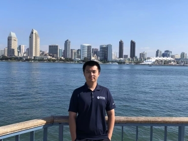 科技创新推动行业跃迁——杨冠原创性技术成果引领分布式系统新格局