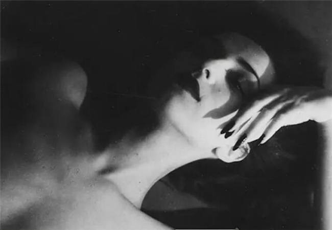 70 岁成名，一生为自己而拍：拉蒂格的摄影人生