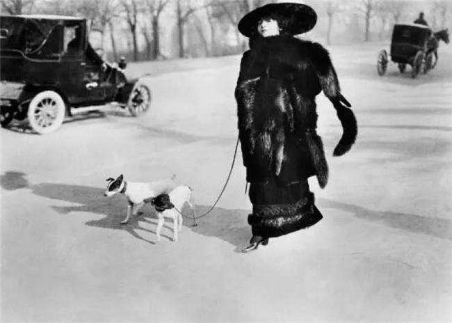 70 岁成名，一生为自己而拍：拉蒂格的摄影人生