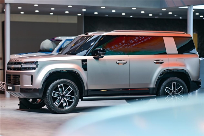 告别复杂操作：捷途旅行者8全自动智能四驱让越野更简单