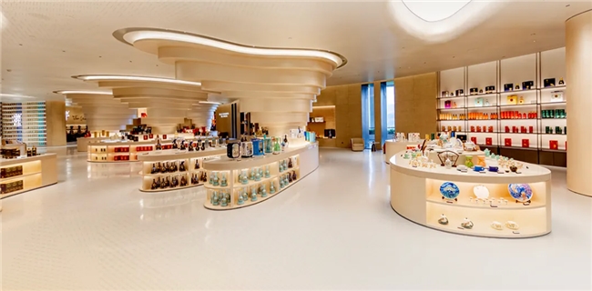 以简驭繁 醇味归源 郎酒庄园左岸·简门店正式开业