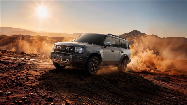 燃油混动双选择，捷途旅行者PLUS&捷途旅行者PLUS C-DM正式上市，超级置换价15.79万元起