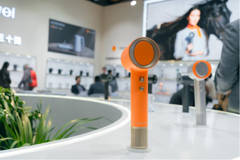 亮相2026上海国际酒店展，泊为十八年深耕酒店电器赛道，实力斩获行业认可