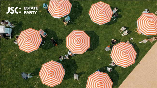 不朝世界只朝自己：JSC2026大秀以“破格”创意重写运动时尚规则(图6)