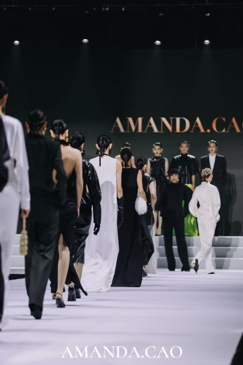 AMANDA·CAO 2026FW高级时装秀