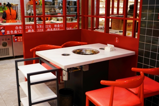 打工人春日续命指南！来七婆撸串，一口热辣满血复活