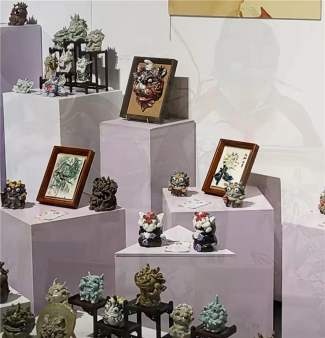 市实验小学艺术教育成果展开幕 童心绘梦点亮美育新篇