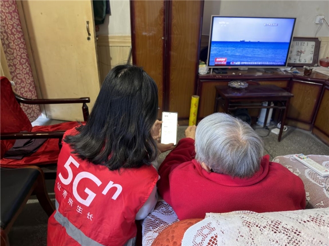 践行雷锋精神 志愿服务我为先