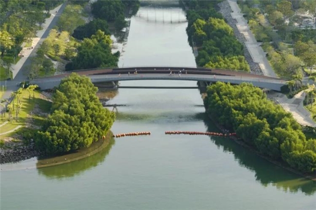 缝合城市与生态：前海中心河河口段滨水景观设计实践