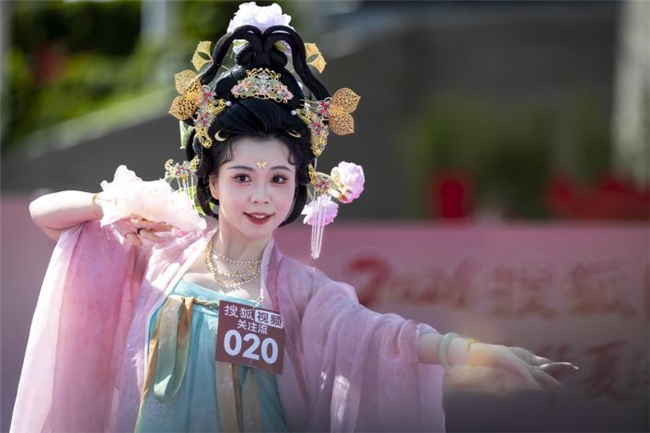 着华夏霓裳，展千年风华｜2026搜狐关注流礼衣华夏汉服模特大赛上海赛区海选璀璨启幕
