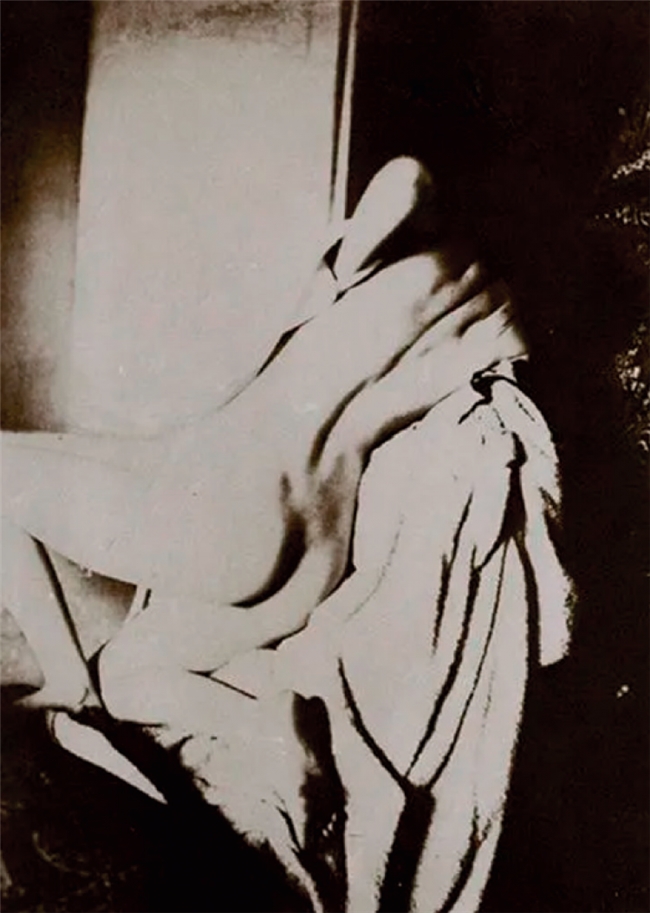 从对手到知己：摄影与绘画的百年纠缠史