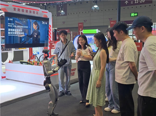 中国石化亮相2026粤港澳大湾区车展  赋能智慧出行 点亮绿色未来