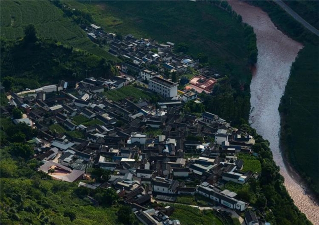 于土地中生筑，于文脉里新生：五例在地设计的温柔建造