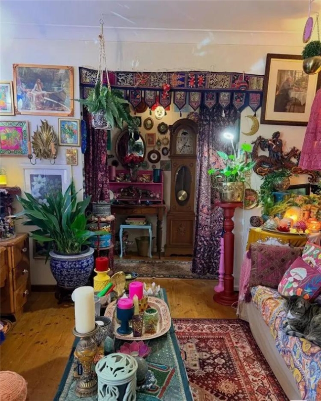 拒绝极简！这座澳洲小屋，把复古与浪漫堆成风景