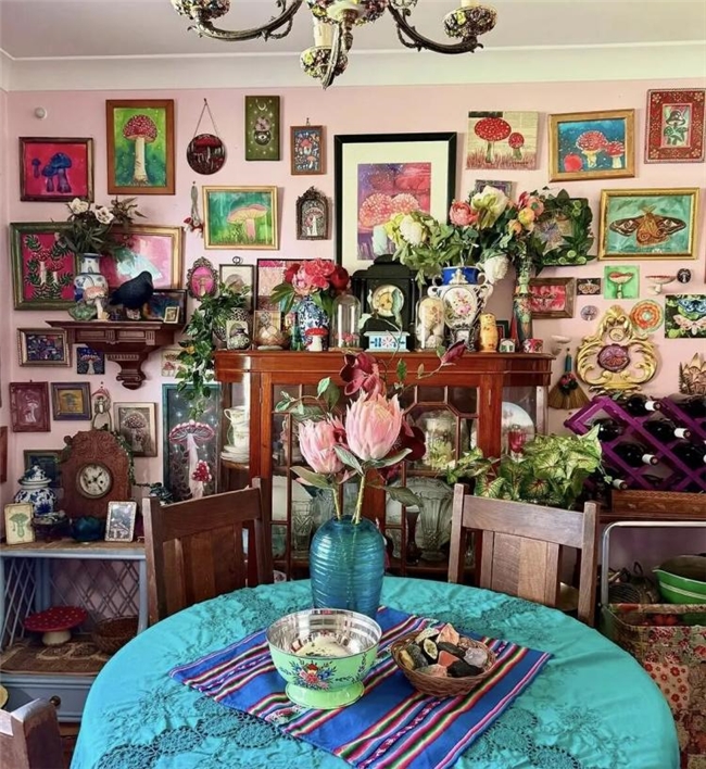 拒绝极简！这座澳洲小屋，把复古与浪漫堆成风景