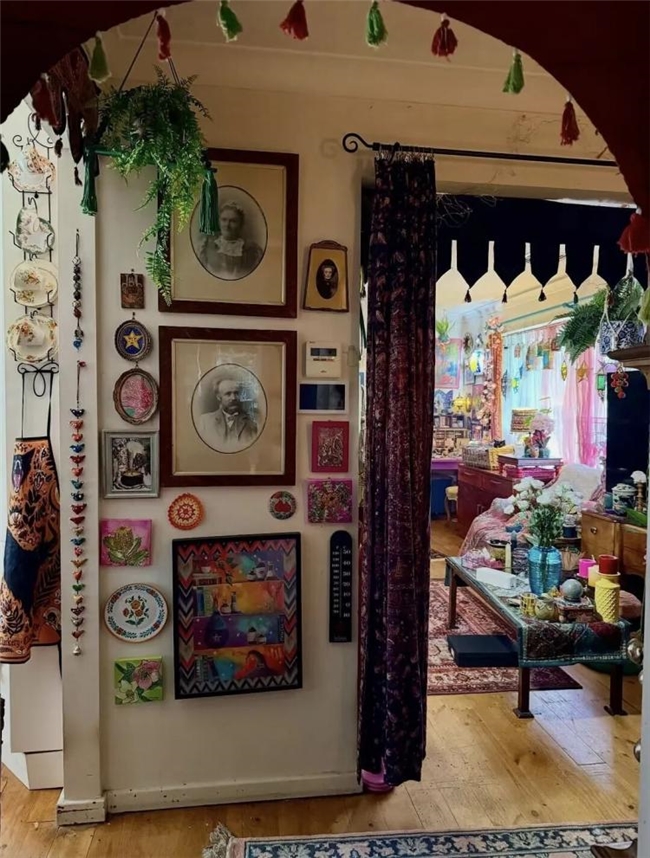 拒绝极简！这座澳洲小屋，把复古与浪漫堆成风景
