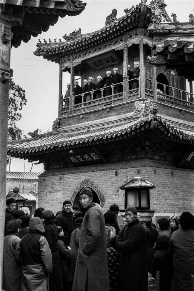 硬核老照片：19 世纪摄影师，用笨重设备拍下原汁原味老北京