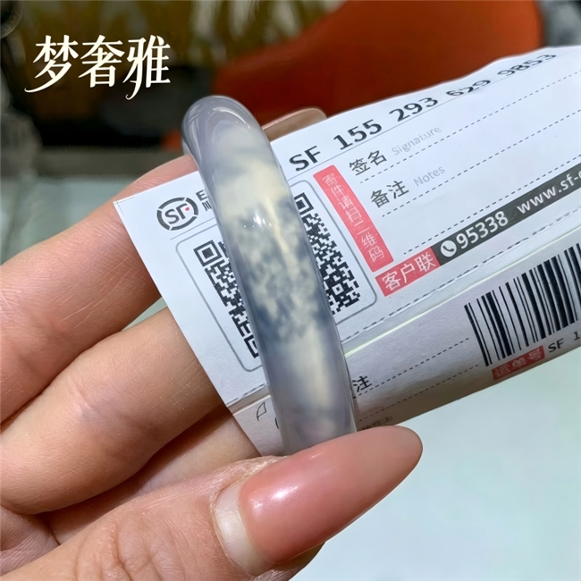 送长辈玉髓手镯选哪个牌子好？十大口碑榜单，辨别真假玉髓有哪些技巧？