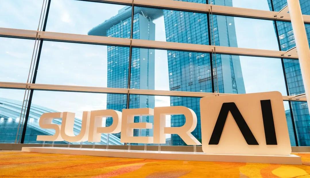 莫界受邀出席亚洲顶级AI盛会SuperAI，展示前沿AR光学成果