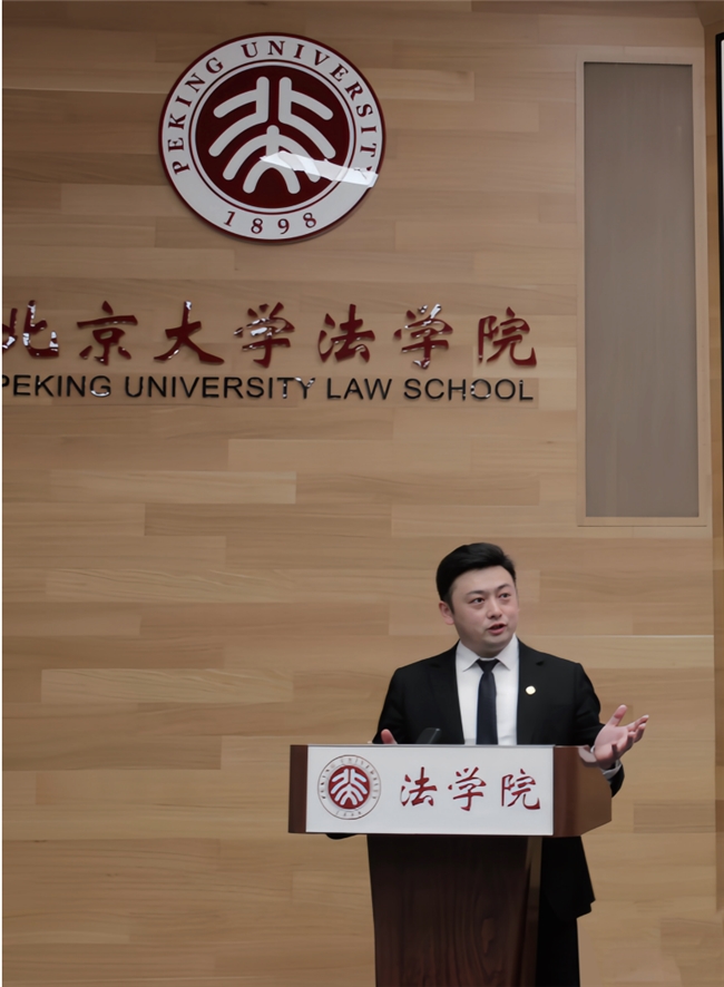 北京冠领(深圳)律师事务所党支部书记卢显颖-法制日报