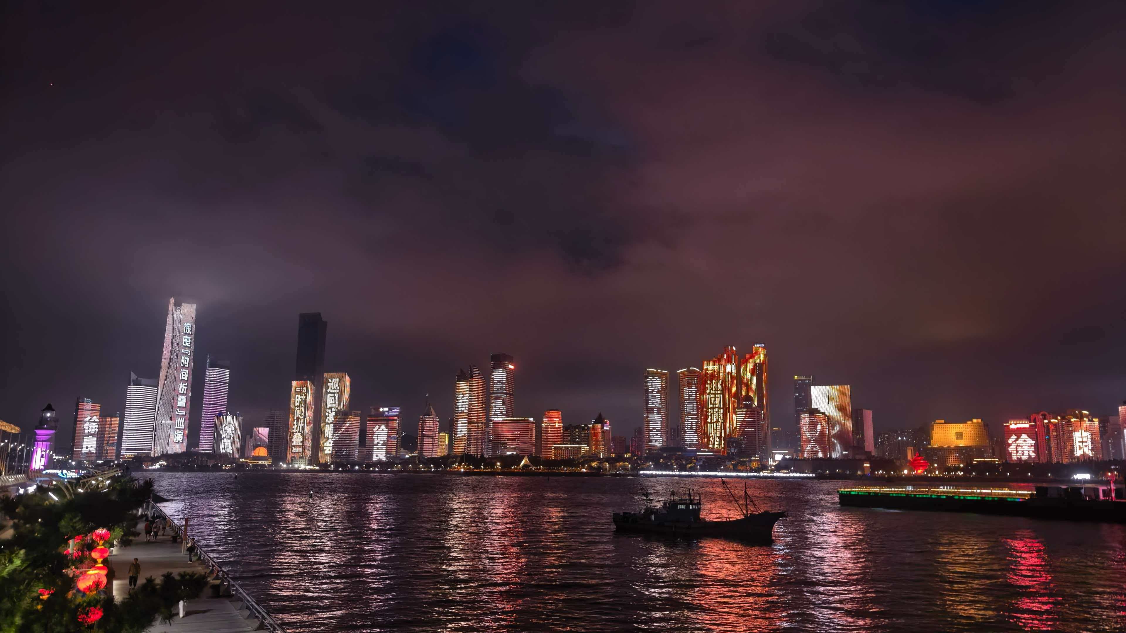 徐良强势唱响青岛 家乡场火力全开燃动全城 徐良强势唱响青岛 家乡场火力全开燃动全城