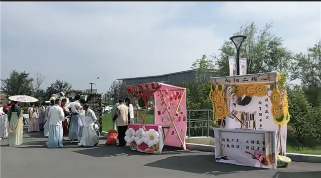 华裳雅集进校园 礼乐传承润童心 ——卡伦湖力旺实验学校汉服文化节圆满举办