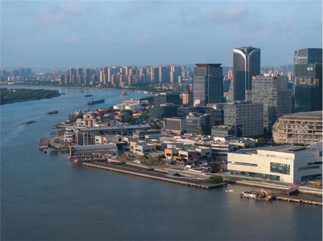 让结构主导空间：大舍四大项目的在地化建造表达