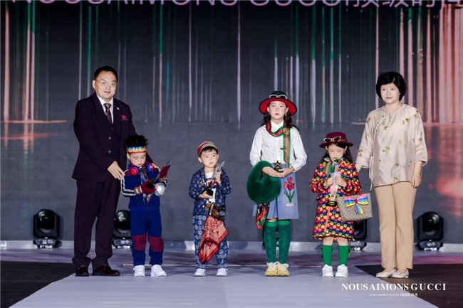 奢尚邂逅少年风采:2026NOUSAIMONSGUCCI顶级时尚秀璀璨启幕(图9)