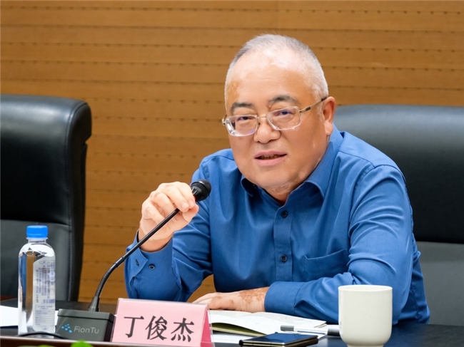 聚智聚力天边草原 共谋共筑文旅品牌——乌拉盖草原文旅品牌创新发展座谈会成功举行(图7)
